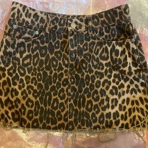 Zara skirt - size Med - 28